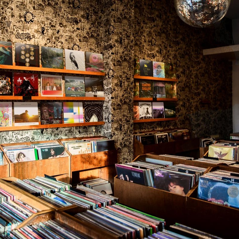 Lista de singles, EPs y álbumes lanzados en 2025 – NL,&nbsp;MX